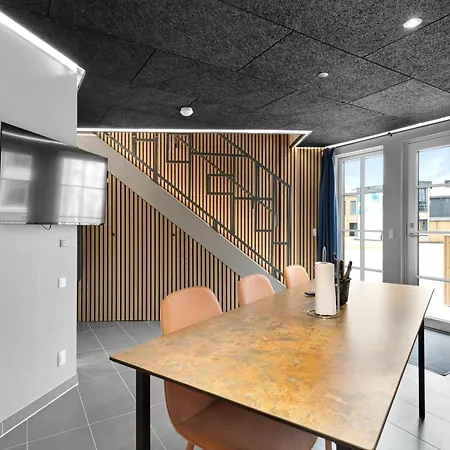 Ξενοδοχείο Funart 9